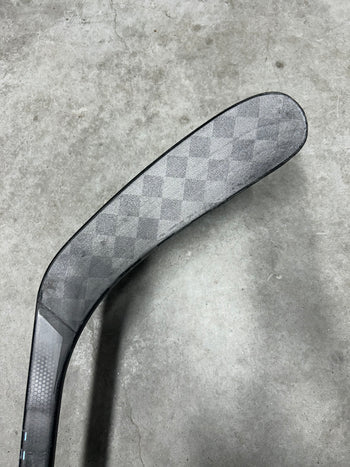 Right Hand 85 Flex P28 True Catalyst 9X3 (New) Pro Stock NHL