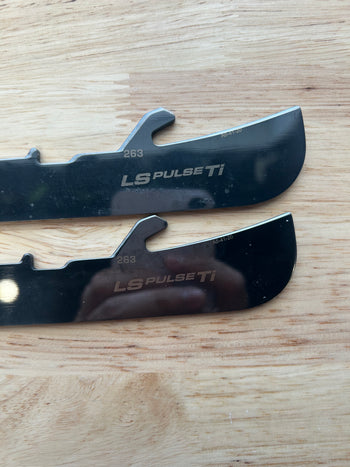 263mm Bauer Pulse-TI Minnesota Wild Pro Stock (Blade/Runner)