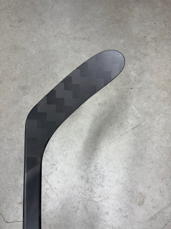 Right Hand JR 40 Flex P28+1/4 CCM FT8 Pro (New)
