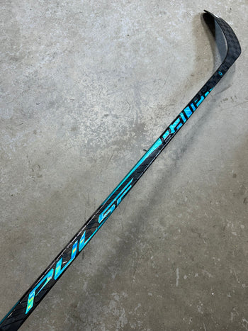 Right Hand 65 Flex P28 Bauer Pulse (Restored)