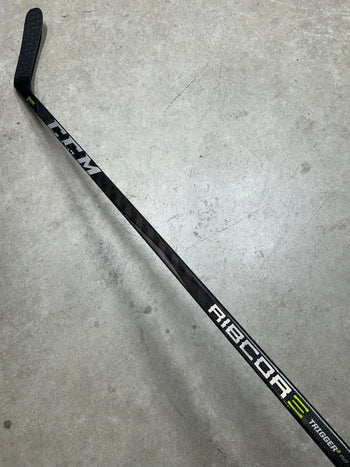Right Hand 65 Flex Custom P88 CCM Ribcor Trigger 2 PMT Pro Stock (Used)