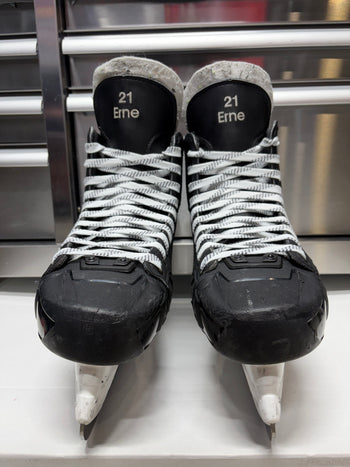 CCM FT6 Pro Size 9.5 Regular Width Dallas Stars (Like New) ADAM ERNE Pro Stock