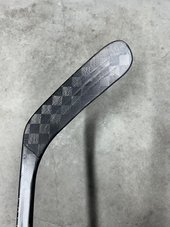 Right Hand 95 Flex P14 True Catalyst 9X3 (New) Pro Stock NHL