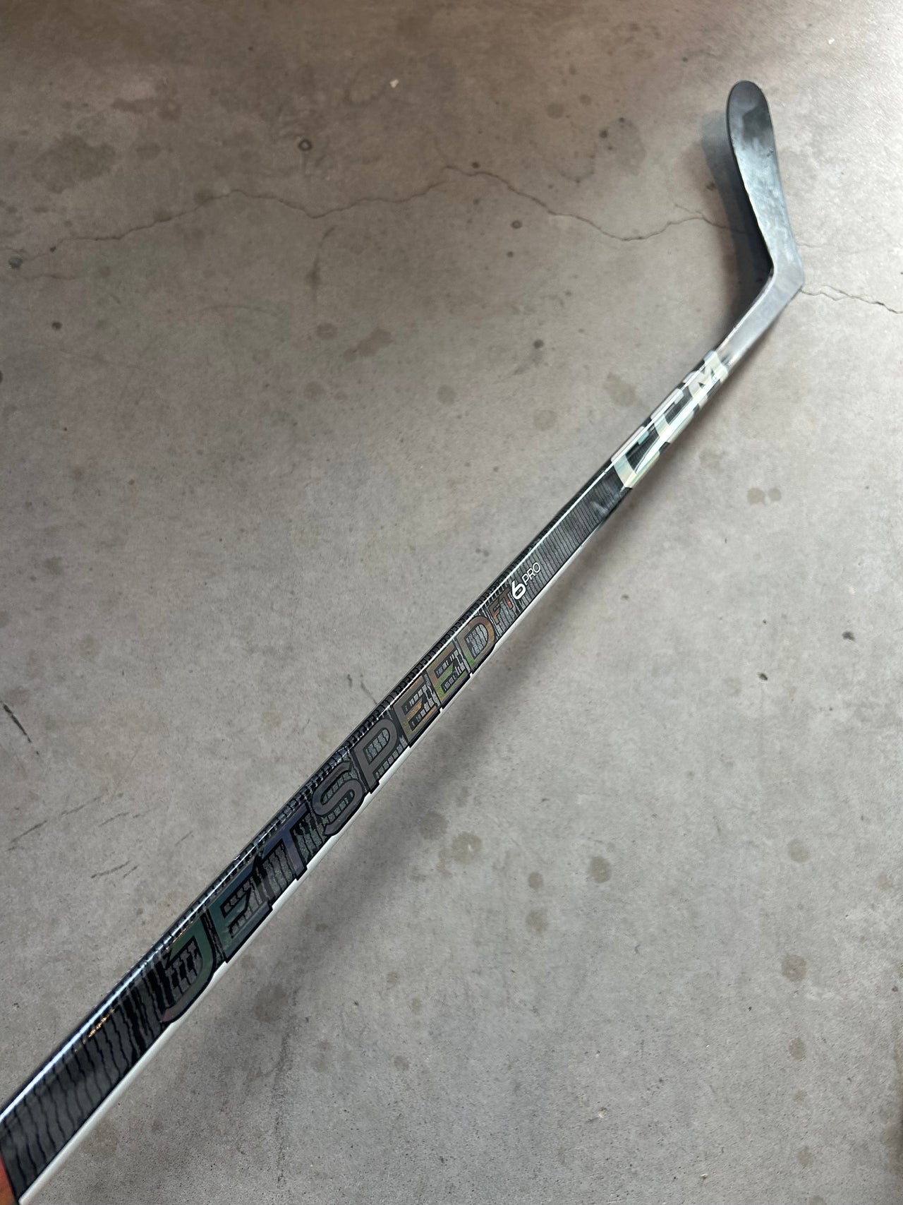 CCM JETSPEED FT6 PRO - 75 FLEX - P28 - LEFT HAND - SENIOR - RESTORED