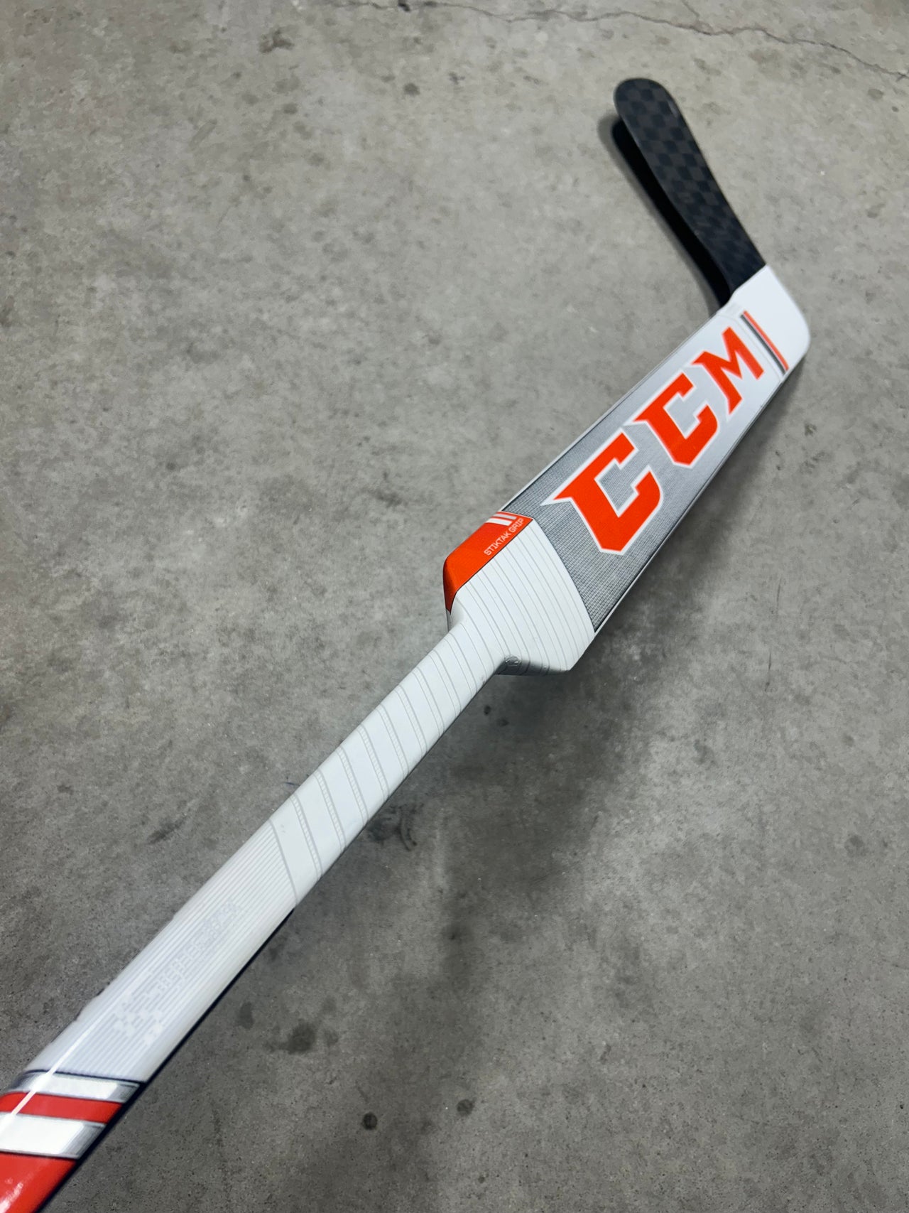 Left Hand 26” CCM EFLEX 4 Goalie Stick New - Lukáš Dostál - NHL Anaheim Ducks ￼