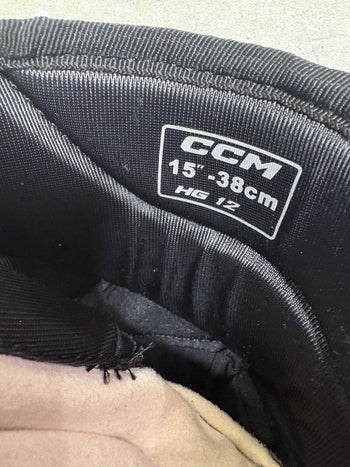 15” CCM HG 12 Pro NHL Dallas Stars Hockey Gloves Used (Like New)