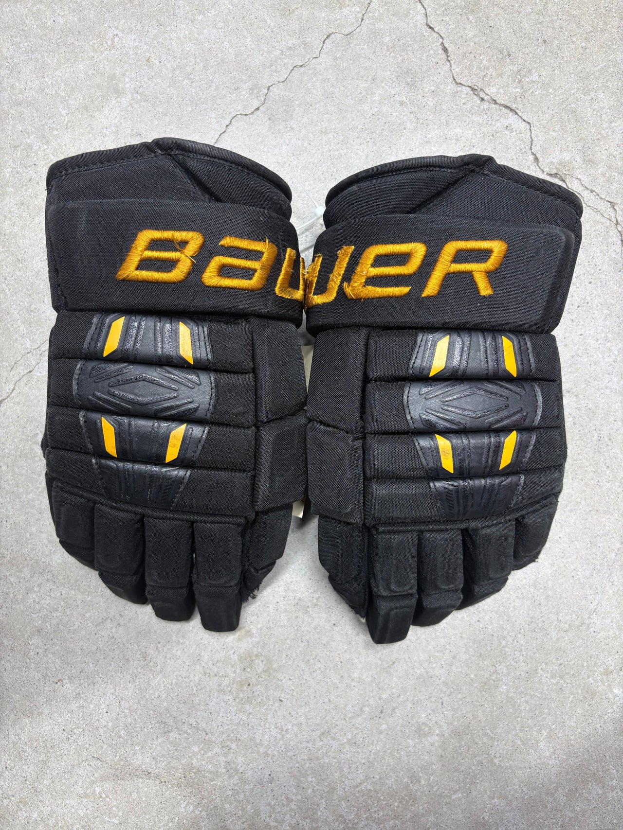 15” Bauer Pro Series NCAA Gloves Pro Stock Used