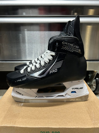 True Catalyst Pro Skate Size 9 OHL Pro Stock (New)