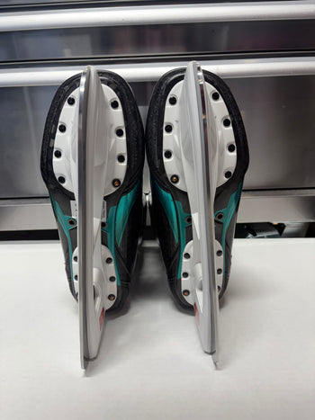 Bauer Supreme Fuse Skate Size 8.5 FIT 2 (New) W/ Steel NHL Pro Stock