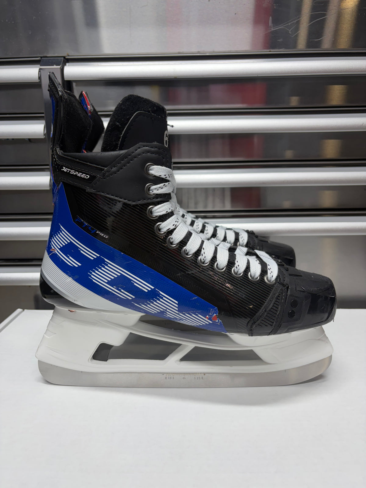 CCM FT4 Pro Skate Size 10 Regular Width (Used) TORONTO MAPLE LEAFS Pro Stock