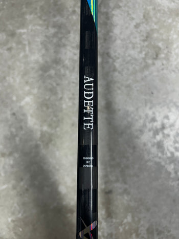 Left Hand 82 Flex P92M Bauer Nexus Sync (Used)