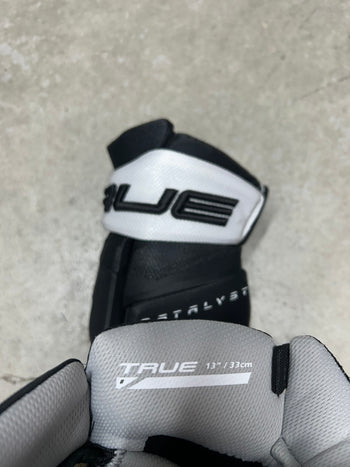 13” True Catalyst 9X Pro Stock Hockey Gloves Pittsburgh Penguins (New)