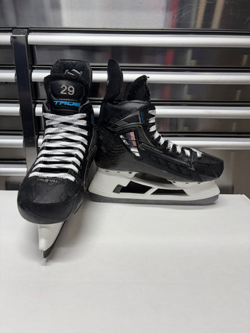 True SVH Custom Pro Skate Size 8 Regular Width (Used) OHL Pro Stock