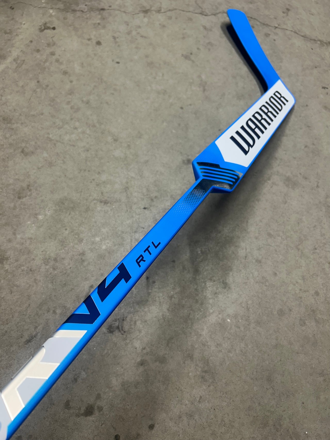 Left Hand 27” Warrior RV4 Berzins - Maine University Pro Goalie Stick New