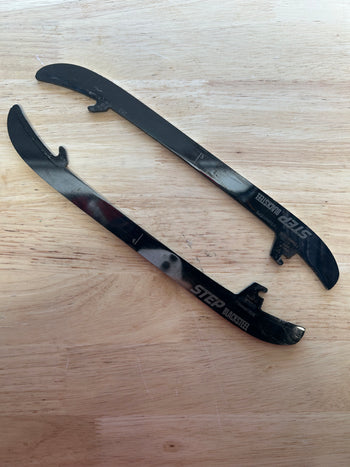 263mm CCM BLACK STEP STEEL Toronto Maple Leafs Pro Stock Blade/Runner (Used)
