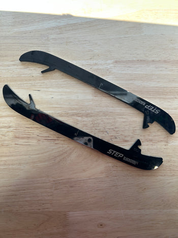 280mm CCM BLACK STEP STEEL Chicago Blackhawks Pro Stock Blade/Runner (Used)