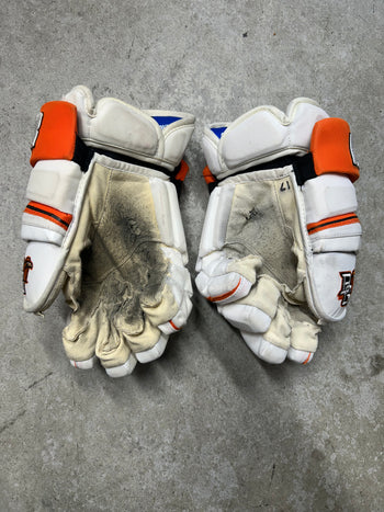 14” Warrior Covert Pro QRE Hockey Gloves (Used) NCAA Pro Stock