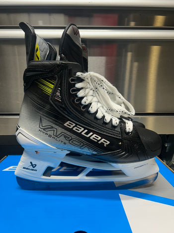 Bauer Hyperlite 2 Skate Size 4 Fit 3 NCAA Pro Stock (New)