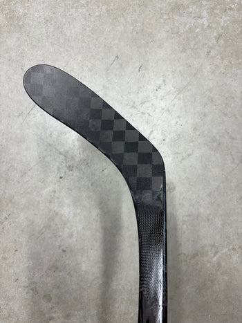 Left Hand 77 Flex P28 Bauer Flylite (Restored)