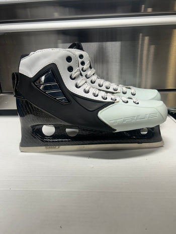 True SVH One Piece Custom Pro Goalie Skate Size 11 Regular Width Connor Hellebuyck Pro Stock (Like New)