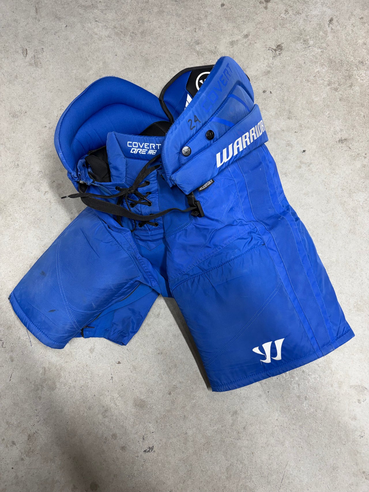 Medium Warrior Covert QRE 20 Pro Hockey Pants (Used) Pro Stock