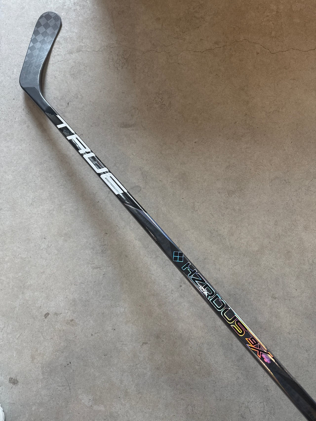 TRUE SMOKE WRAPPED AS 9X4 - Senior 85 FLEX - P92 - RIGHT HAND - NEW