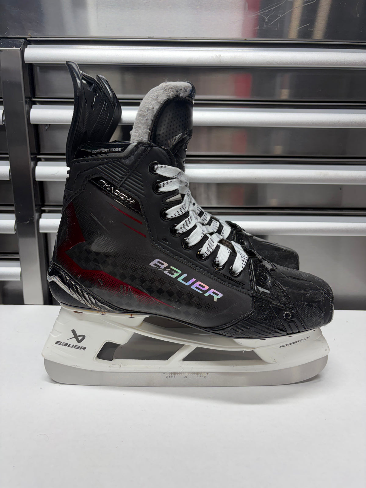 Bauer Shadow Skate Size 8 FIT 2 (Used) NCAA Pro Stock