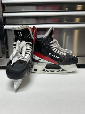CCM FT4 Pro Skate Used Size 6 Regular Width NHL Pro Stock