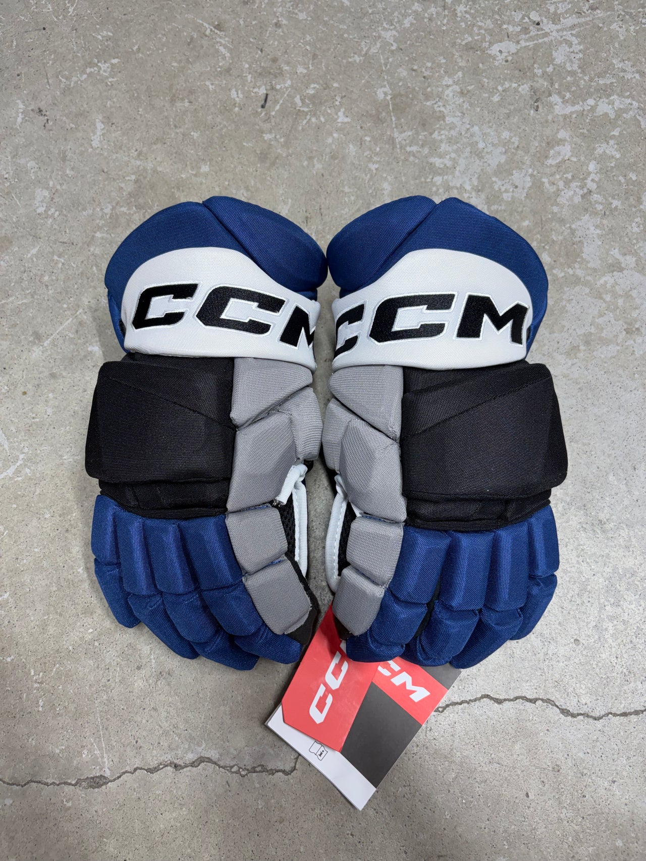 15” CCM HGPFT8SP Tampa Bay Lightning Hockey Gloves (New) NHL Prostock
