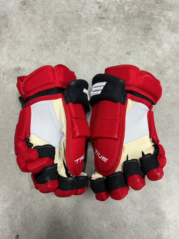 13.5” True Catalyst 9X Pro Stock Hockey Gloves New Jersey Devils  Chris Tierney (New)