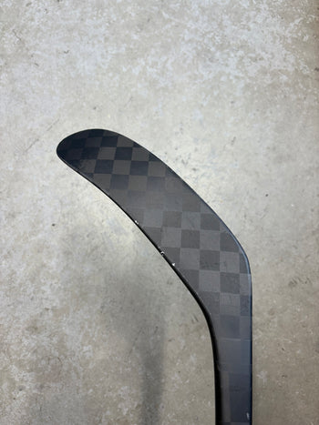 Right Hand 82 Flex P28M Bauer Flylite (Like New) OHL Pro Stock