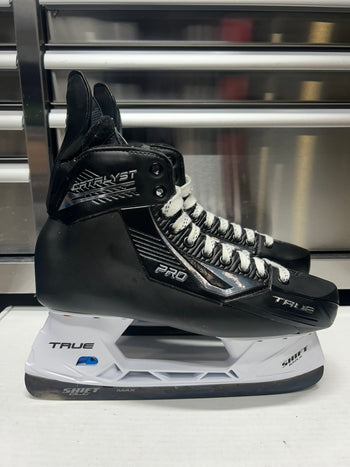 True Catalyst Pro Skate Size 10 Regular Width NHL Pro Stock (New)