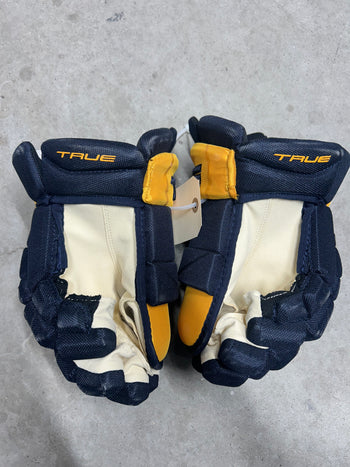 13.5” True Catalyst 9X Pro Stock Hockey Gloves Nashville Predators (New)