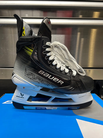 Bauer Hyperlite 2 Skate Size 4 Fit 3 NCAA Pro Stock (New)