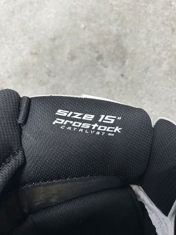 15” True Catalyst 9X Pro Stock Hockey Gloves Vegas Golden Knights Nicolas Roy (New)