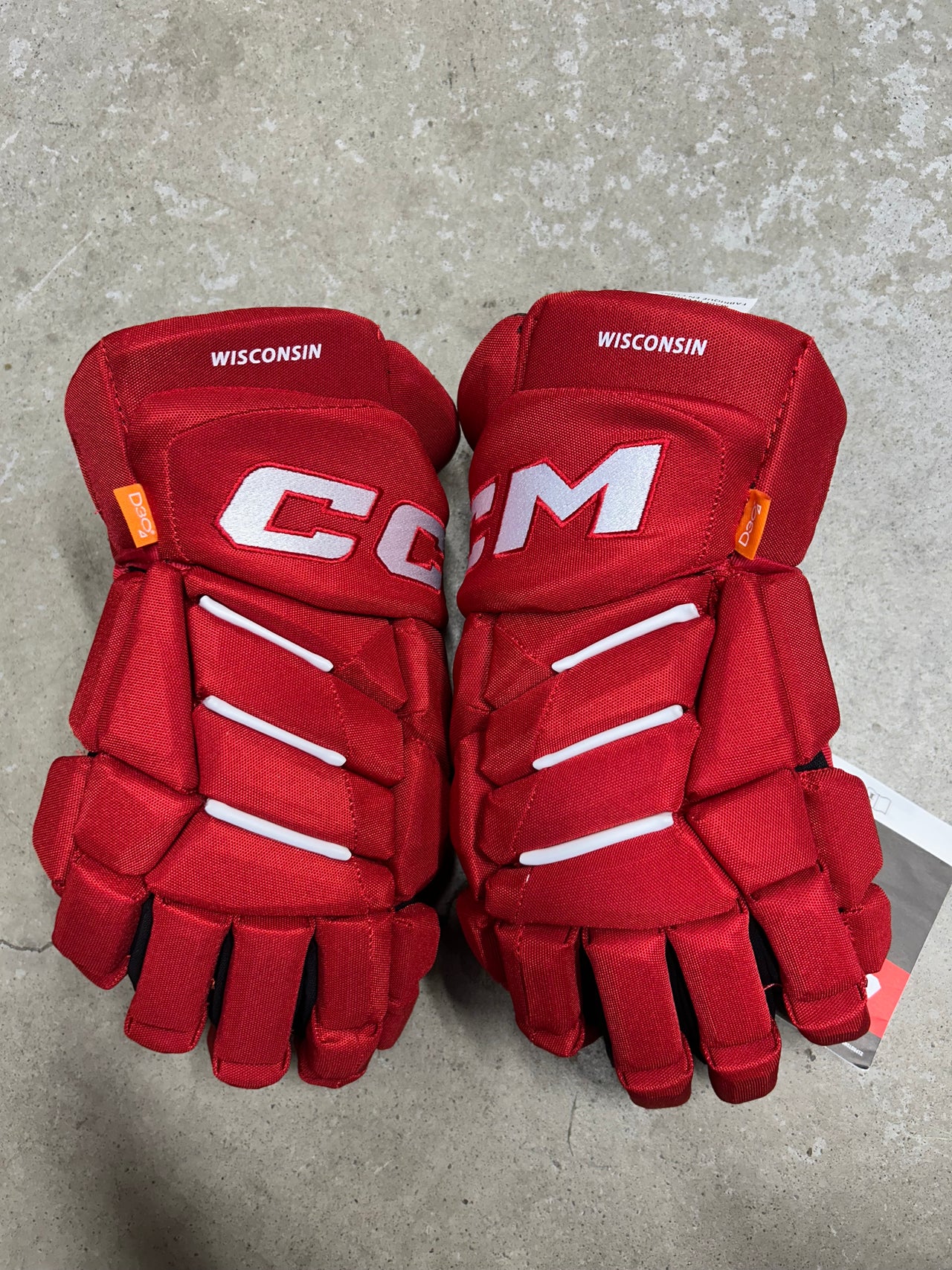 15” CCM Pro Stock NCAA Hockey Gloves (New)