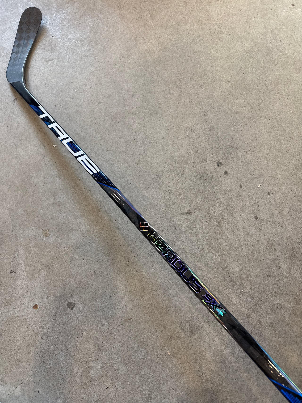 TRUE SMOKE WRAPPED AS 9X4 - Senior 85 FLEX - P92 - RIGHT HAND - NEW