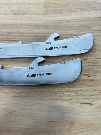 280mm Bauer LS Pulse Tampa Bay Lightning Pro Stock (Blade/Runner) (Used)