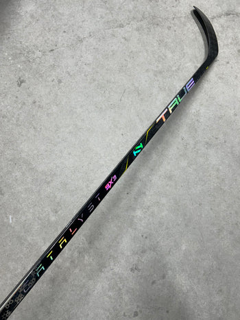 Right Hand 85 Flex P28 True Catalyst 9X3 (New) Pro Stock NHL