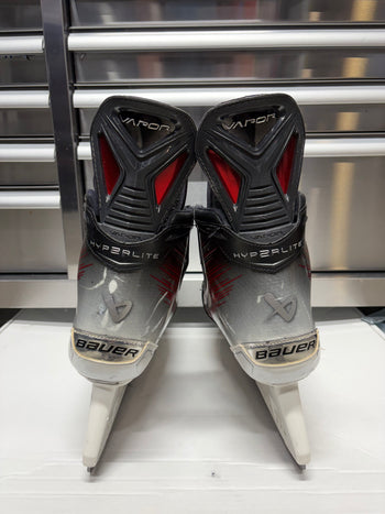Bauer Hyperlite2 Skate Size 11 FIT 1 (Game Used) BOSTON UNIVERSITY Pro Stock