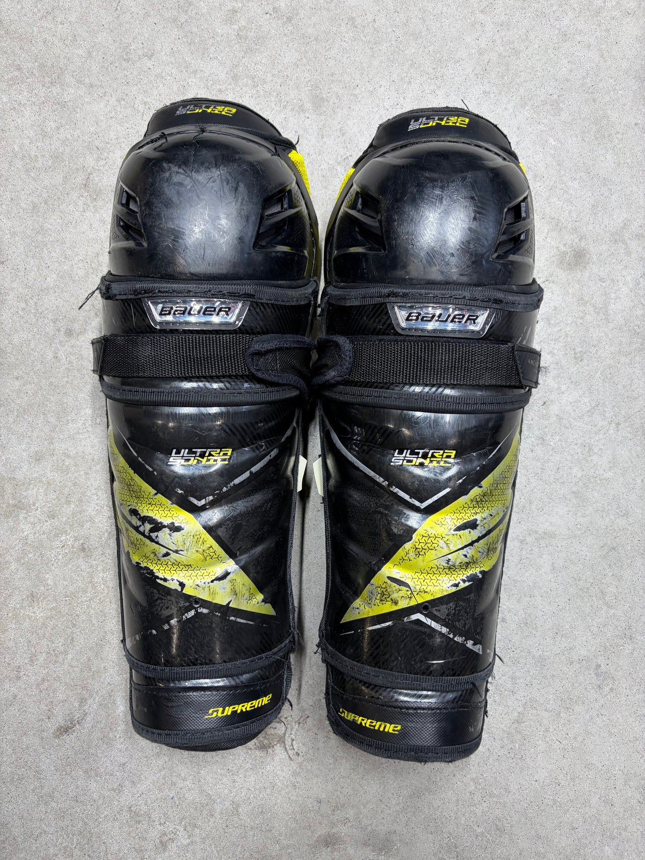 14” Intermediate Bauer Supreme Ultra Sonic Shin Guards (Used) Pro Stock