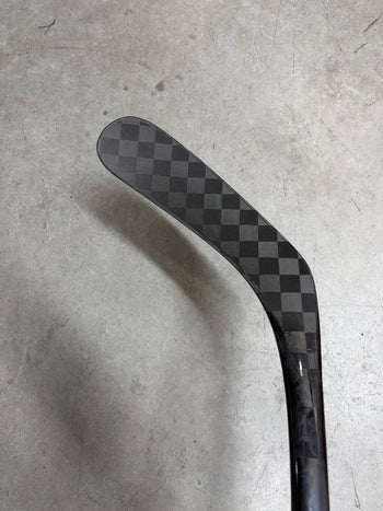 Left Hand 82 Flex P92 Bauer Hyperlite2 (New) Pro Stock