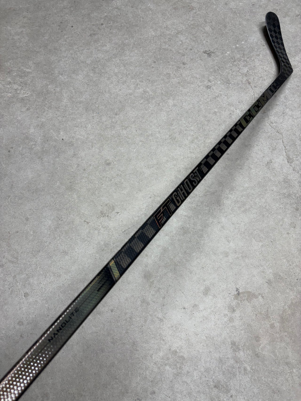 AUSTON MATTHEWS Left Hand 85 Flex P86 CCM FT GHOST (New)