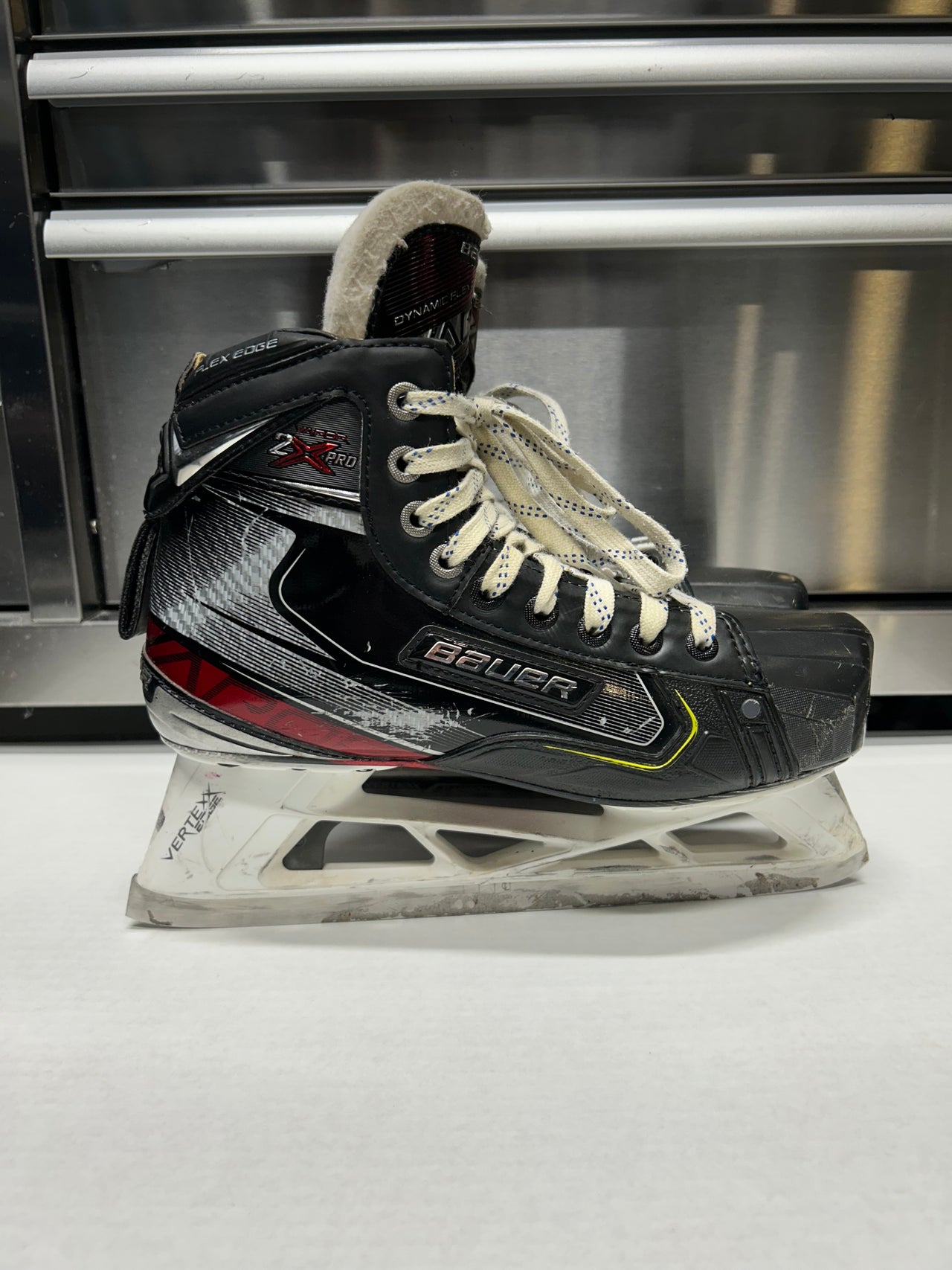 BAUER 2x PRO Goalie Skate Size 8 Used Regular Width NCAA Pro Stock