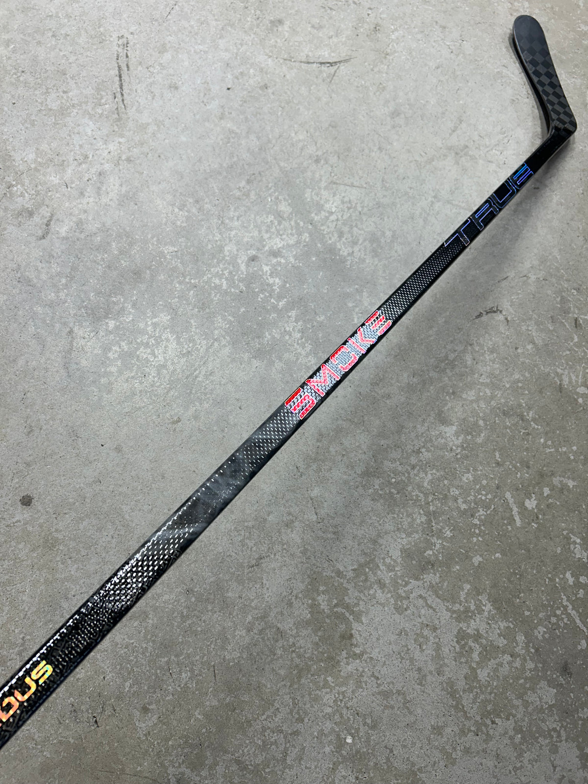 Left Hand 65 Flex P28 True Hzrdus Smoke WHL Maddox Schultz Prostock (New)
