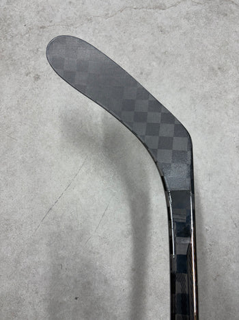 Left Hand 95 Flex P28 Bauer Nexus Tracer (New) Toronto Maple Leafs Pro Stock