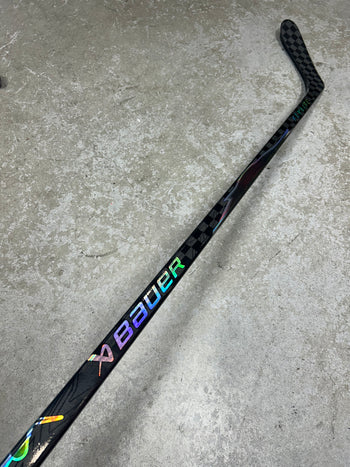 Left Hand 77 Flex P28  Bauer Flylite NHL Pro Stock (Like New)