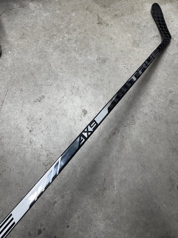 Left Hand 95 Flex P28 True AX9 (New) Pro Stock NHL
