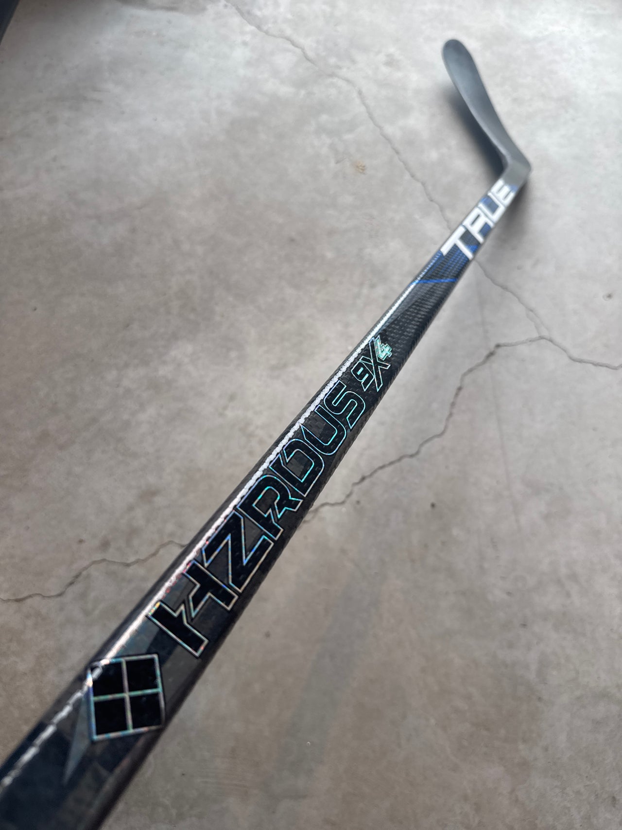 TRUE SMOKE WRAPPED AS 9X4 - 70 FLEX - P92M - LEFT HAND - NEW