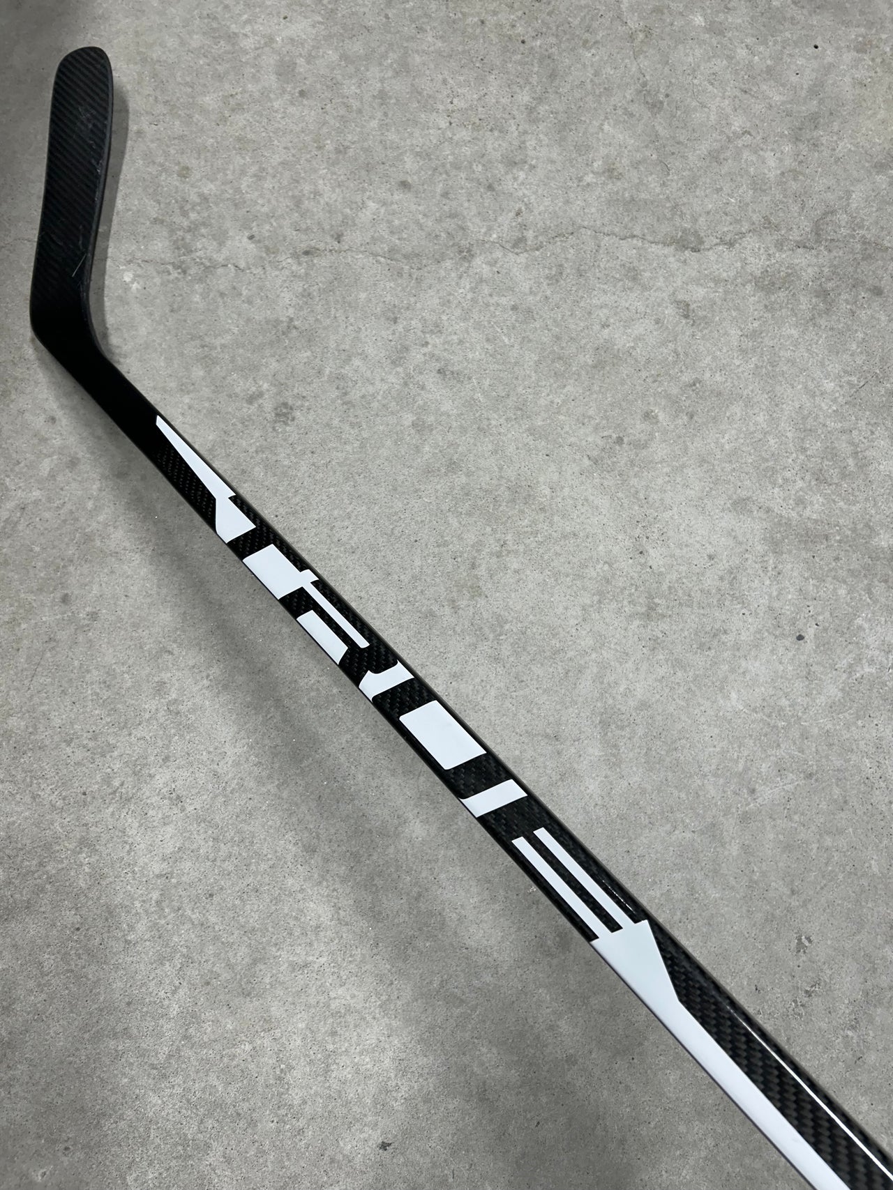 Right Hand 75 Flex Custom P88 True XC9 (New) Pro Stock NHL